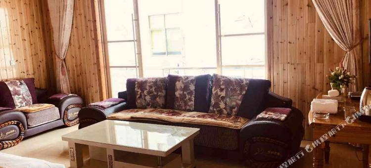 婺源石城赏枫人家(石城红枫叶景区店)图片