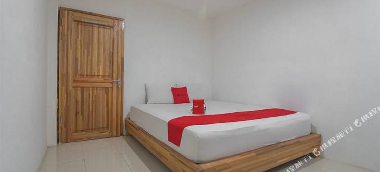 红多兹酒店-近查加玛达坤甸(RedDoorz Near Gajah Mada Pontianak)图片