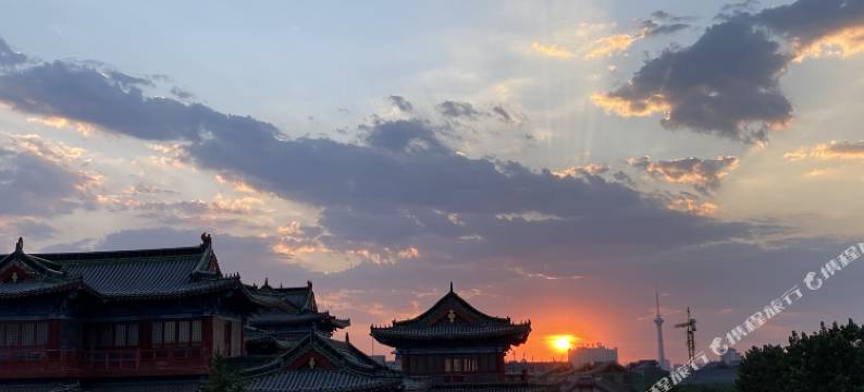 美程·宋风湖畔酒店(开封清明上河园龙亭店)图片