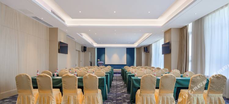 凯里亚德酒店(郑州方特电影小镇店)图片