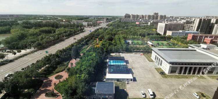 如家睿柏·云酒店(吴忠万达广场店)图片