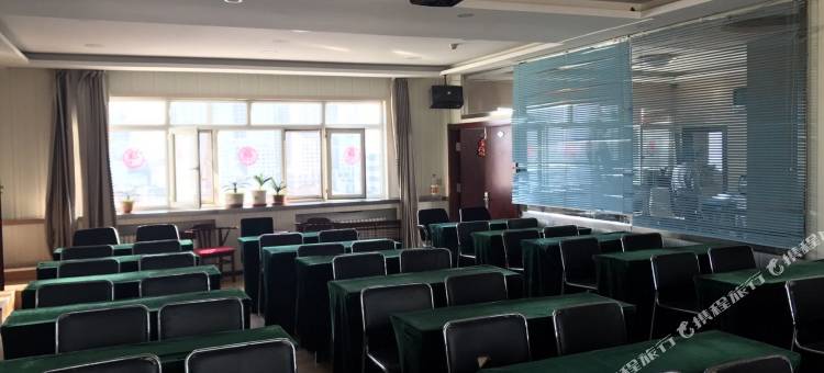东源江畔酒店(哈尔滨中华巴洛克店)图片