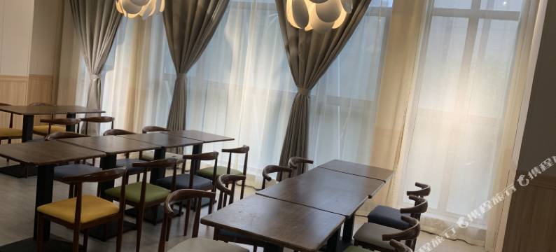橘优·名典悦溪酒店(陕西省人民医院体育学院店)图片
