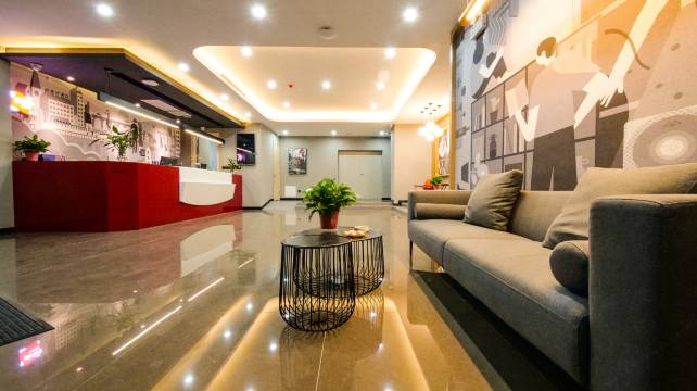 尚客优酒店(锦州中央大街南桥店)