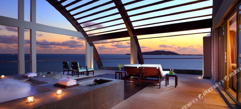 三亚湾海居雅高铂尔曼度假酒店图片