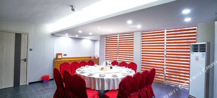 艾思顿酒店(厦门吕厝地铁站店)图片