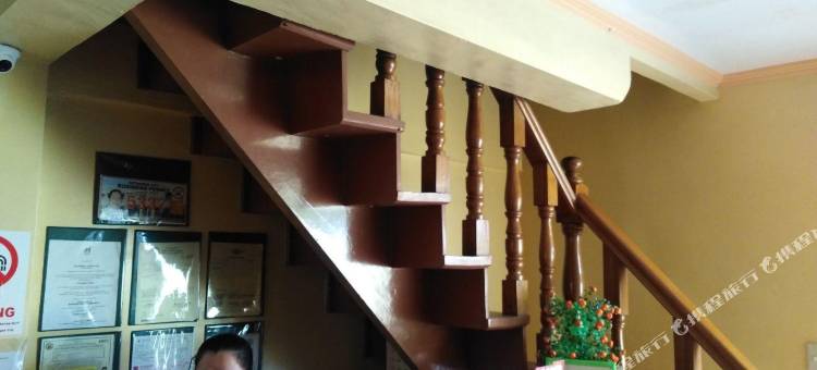 红多兹酒店近SM八打雁市酒店(RedDoorz near SM Batangas City)图片