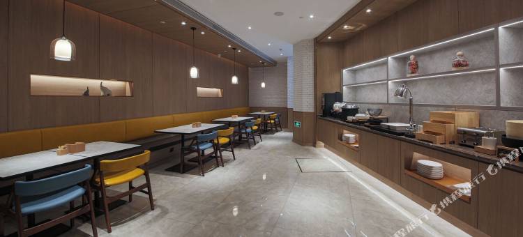 汉庭优佳酒店(赤峰市医院维多利万悦城店)图片
