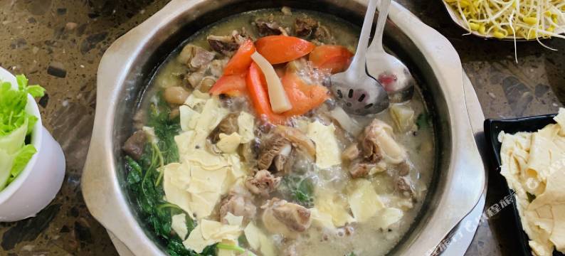 会泽念湖春客栈图片