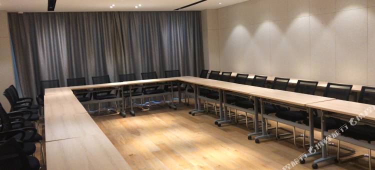 义乌国际商贸城诚信大道亚朵酒店图片