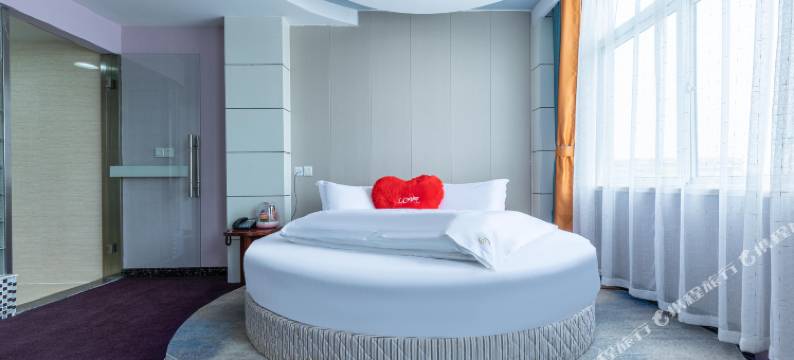 九九八精品商务酒店(安庆高铁站第九中学店)图片