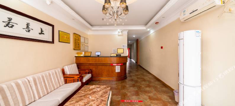 左邻宾馆(黄鹤楼武汉大学人民医院店)图片