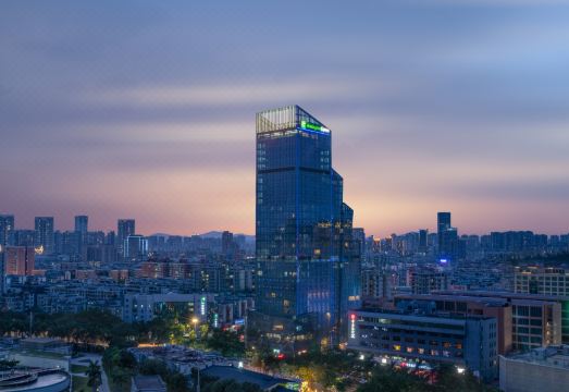 珠海拱北智选假日酒店（拱北口岸店）外景图