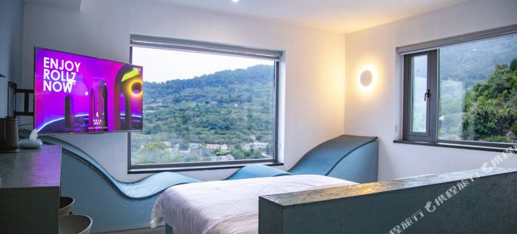 ROLLZ野路子酒店图片