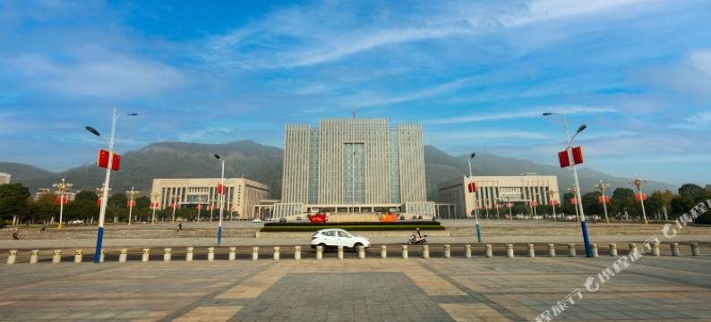 彭泽龙腾国际假日酒店(联盛快乐城县政府店)图片