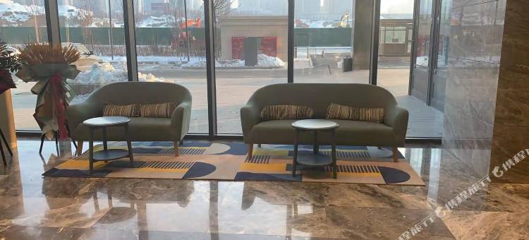 乌鲁木齐高铁站万达广场美仑酒店图片