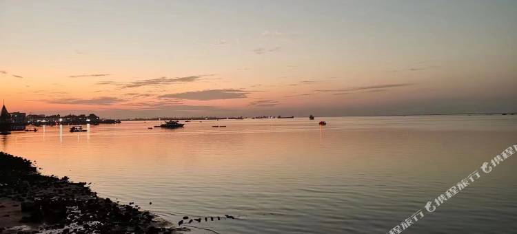 斯维登家蜓酒店公寓(北海老街澜亭天际店)图片