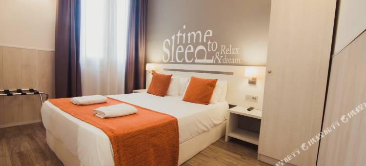 巴塞罗那直播旅馆(Hostal Live Barcelona)图片