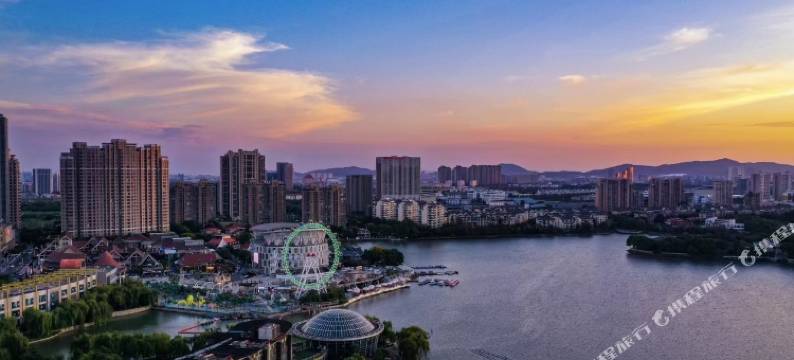 南京印象公寓(绿城水晶蓝湾百家湖地铁站店)图片