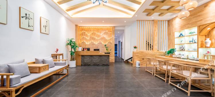 君梵客栈(荔波小七孔东门店)图片