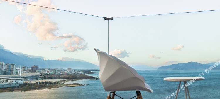 大理芊雨海景度假酒店(洱海公园店)图片