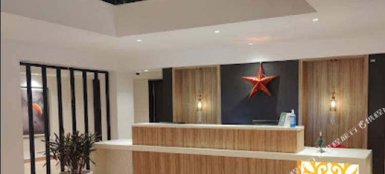 Hotel le Roi Lake View Koti图片