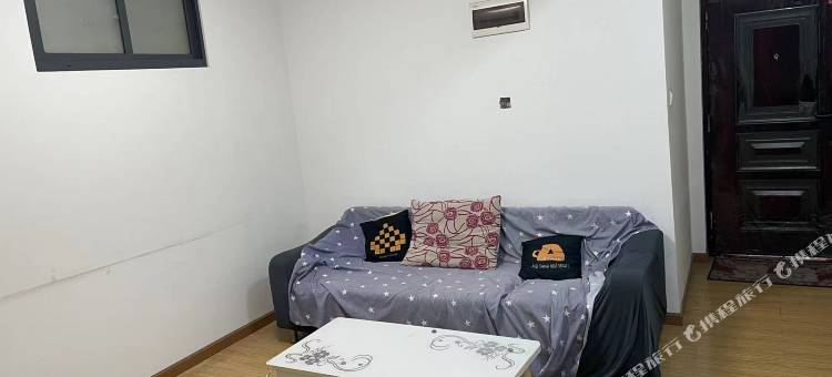 武汉居家青年公寓(龙阳村地铁站店)图片