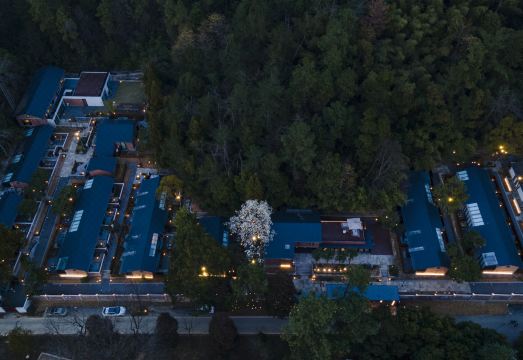 Hangzhou Jingshan 1977 Hotel Hotel Overview