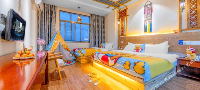 罗平县深港湾酒店图片