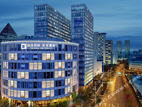 丽呈别院·玫宝酒店(石老人海水浴场体育中心店)