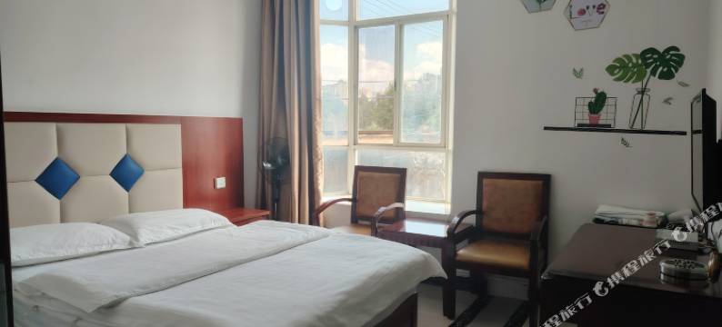 鸿阳酒店(昆明建筑技工学校北部客运站店)图片