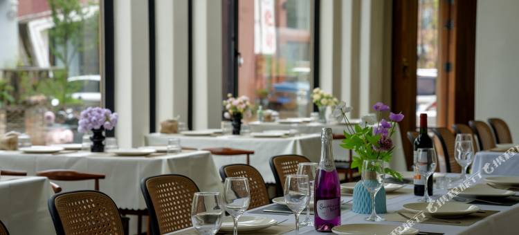 向往湖景度假民宿(普者黑风景区店)图片