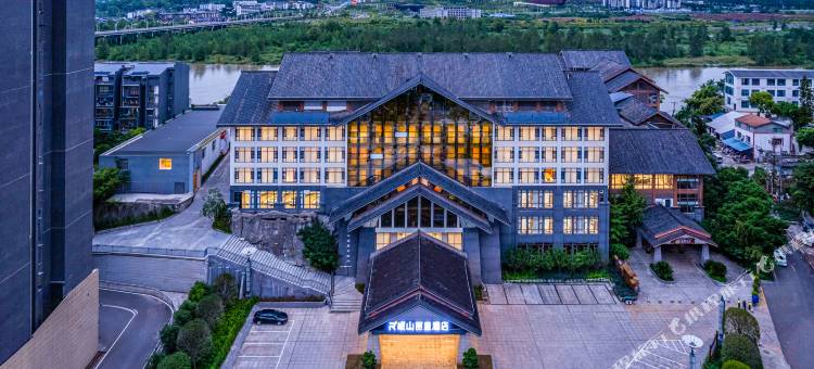 蓬安岷山丽呈酒店图片