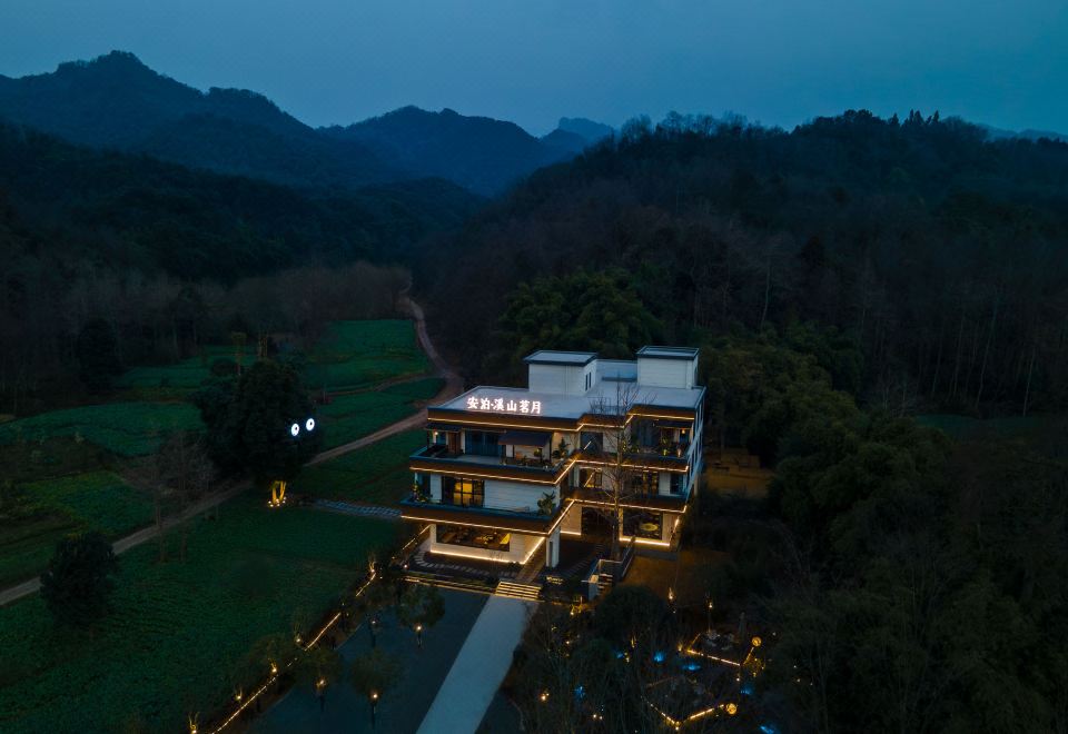 Hotel Overview