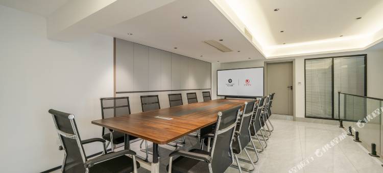 季枫酒店(贵阳北站黔灵山路店)图片