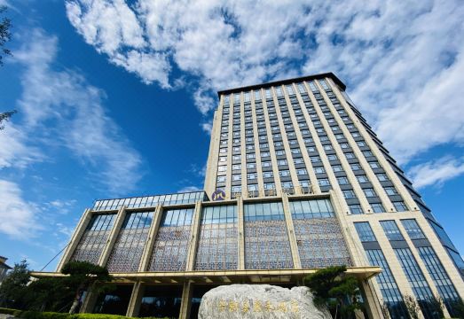 平度华韵大酒店外景图