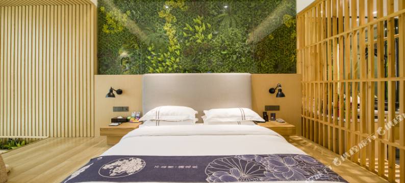 夕月亮酒店(昆明和谐广场霖雨桥地铁站店)图片