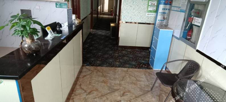 南京海豚湾快捷宾馆(河海大学江宁校区店)图片