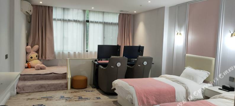 进贤MT电竞主题酒店图片