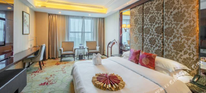 鸿源紫荆酒店(娄底市中心医院职业技术学院店)图片