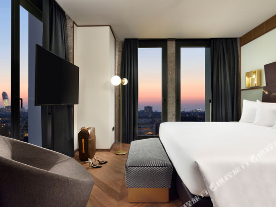 乌纳垂直米兰体验酒店