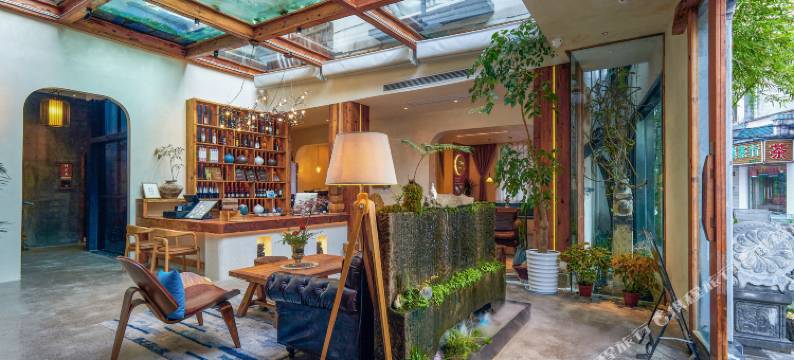 Mosu|街头巷尾·设计师老街臻品民宿(黄山屯溪老街店)图片