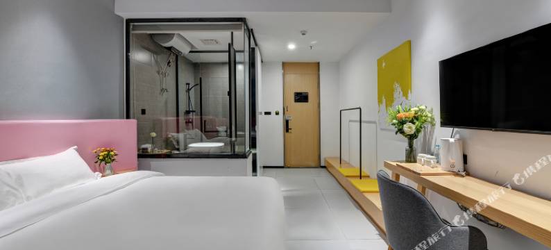 本溪年华里艺术酒店图片