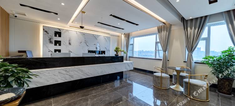 云朵遇上酒店(南充coco香江店)图片