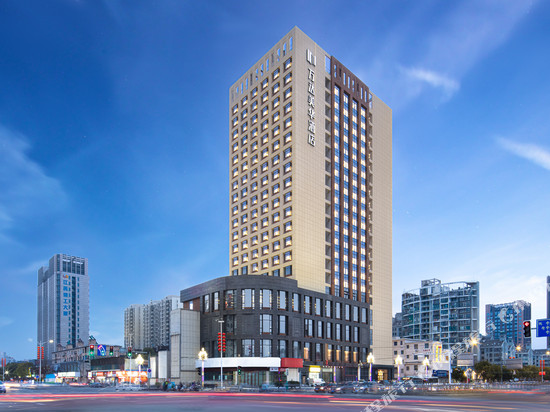 南昌青山湖万达美华酒店(青山湖大道地铁站店)