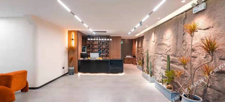 栾川十里港湾酒店(凤凰天街店)图片