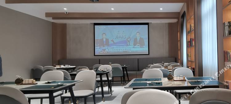 宿迁云澜曼居酒店(宝龙广场汽车总站店)图片