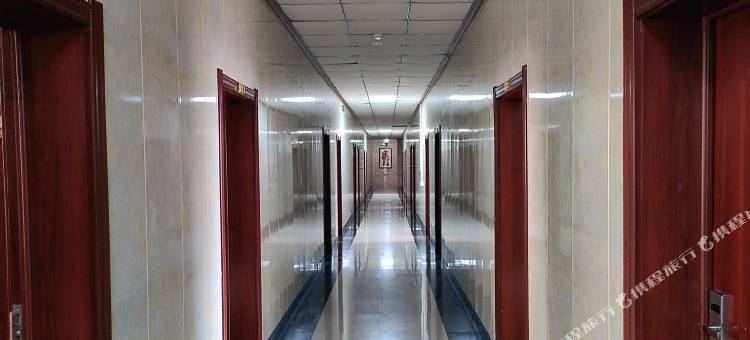 抚远佳园宾馆(东极阁店)图片