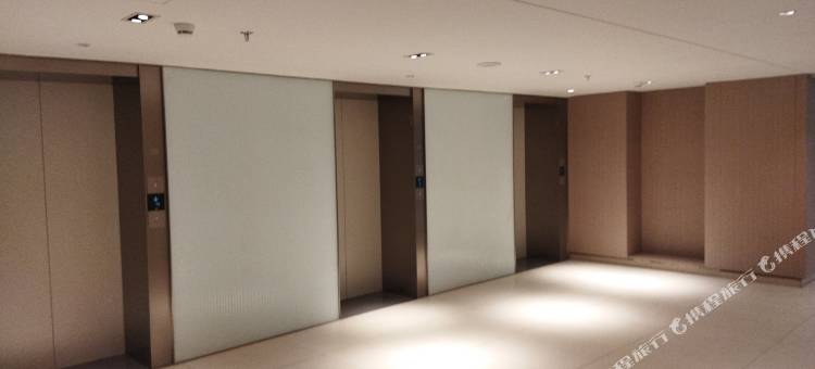 六间房公寓(港务大道店)图片
