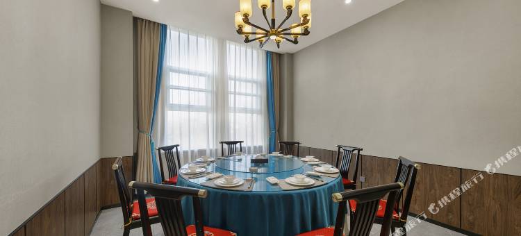 仟那千寻酒店(郸城一高万和城购物中心店)图片